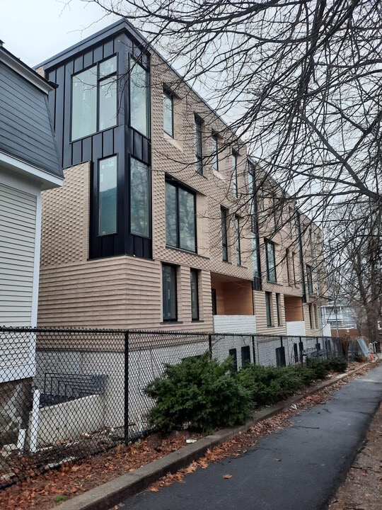 65 Cameron St, Unit 2 in Brookline, MA - Building Photo