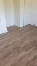 BRIGHT AND SPACIOUS 1-BEDROOM APARTMENT FO in Oshawa, ON - Building Photo - Building Photo