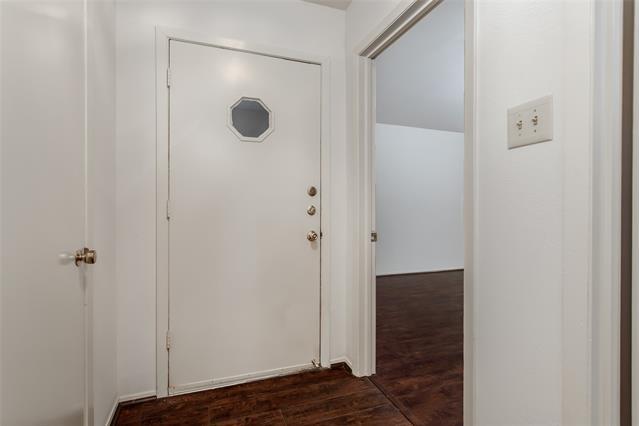 7544 Brentcove Cir in Dallas, TX - Building Photo - Building Photo