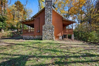 102 Wilson Ct in Clarksville, TN - Building Photo - Building Photo