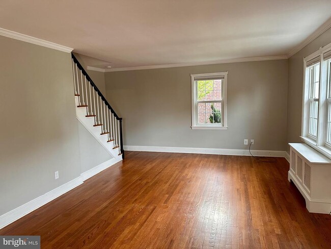 property at 110 W 14th St