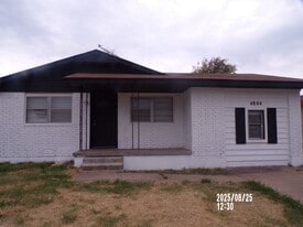 4804 NW Ozmun Ave in Lawton, OK - Building Photo