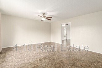 8716 E Holly St in Scottsdale, AZ - Building Photo - Building Photo