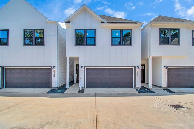 property at 2355 Hoskins Dr