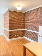 906 Massachusetts Ave, Unit 3 in Cambridge, MA - Building Photo - Building Photo