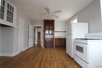 5422 Rhodes Ave in St. Louis, MO - Building Photo - Building Photo