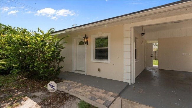 3202 W Rogers Ave in Tampa, FL - Building Photo - Building Photo
