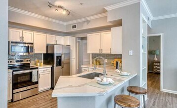 3805 W Alabama St in Houston, TX - Building Photo - Building Photo