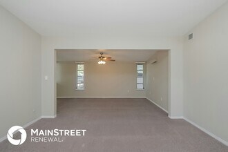 5290 48th Ave N in St. Petersburg, FL - Building Photo - Building Photo