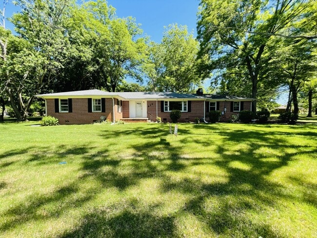 property at 514 Flower Ln Dr