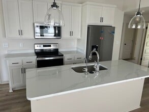 3516 Mill Point Cove in Panama City, FL - Building Photo - Building Photo