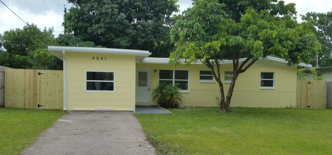 9241 54th Way N in Pinellas Park, FL - Building Photo - Building Photo