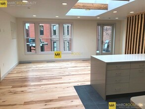 164 Newbury St in Boston, MA - Building Photo - Building Photo