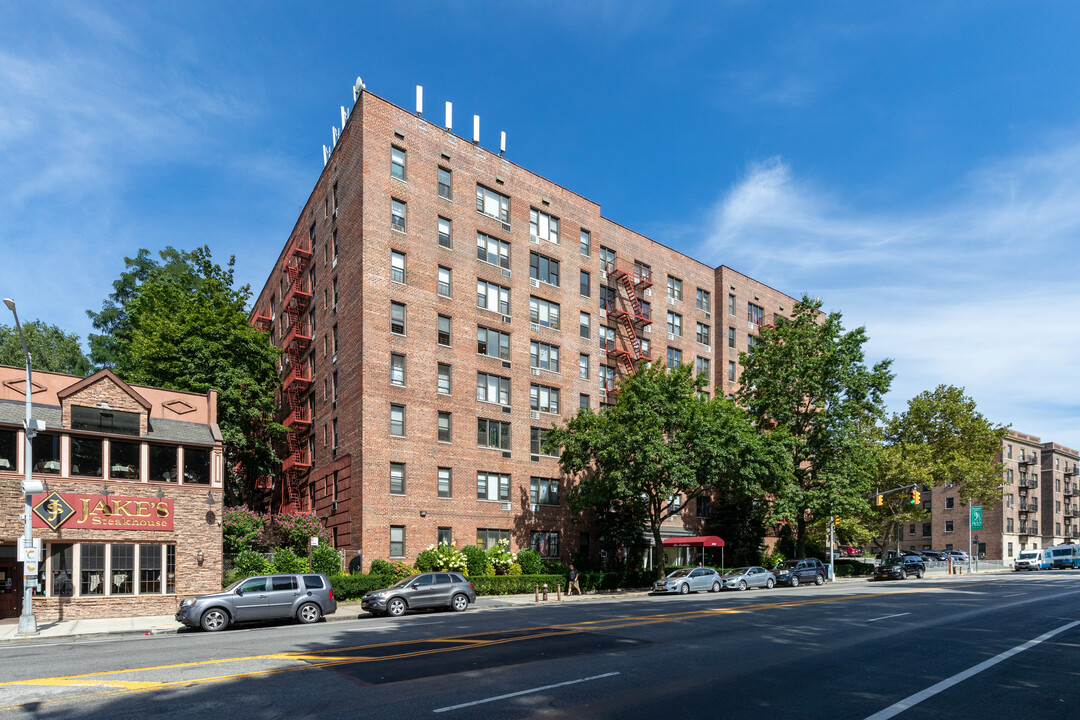 The Fieldston in Bronx, NY - Building Photo