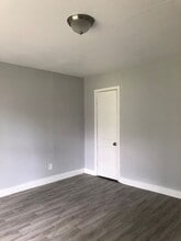 4555 Laredo Ave in Beaumont, TX - Building Photo - Building Photo