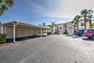 9639 Hemingway Ln in Ft. Myers, FL - Building Photo - Building Photo