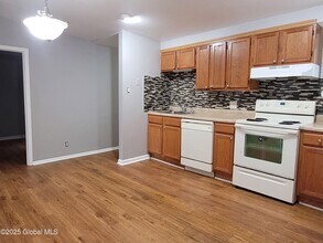 68 Morris St in Albany, NY - Building Photo - Building Photo