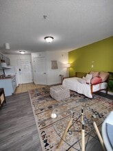 7582 Stafford St in North Charleston, SC - Building Photo - Building Photo