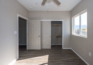 247 US-550 in Bernalillo, NM - Foto de edificio - Building Photo