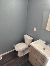 137 Naugatuck St in Hartford, CT - Building Photo - Building Photo