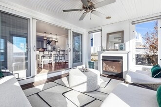 25 Bay St in Hull, MA - Building Photo - Building Photo