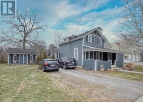 406 Ridge Rd N in Fort Erie, ON - Building Photo