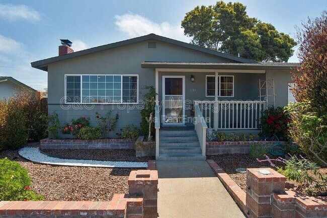 property at 1384 Darwin St