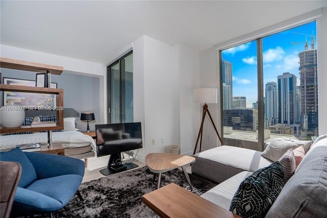 property at 31 SE 6th St