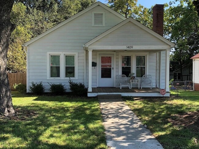property at 1409 Lexington Ave