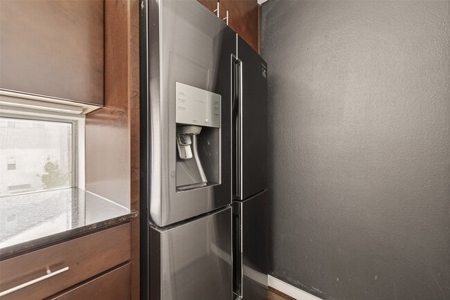 property at 405 Meadow St