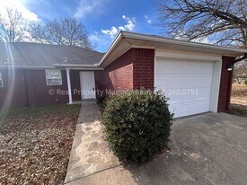 207 H St in Barling, AR - Building Photo