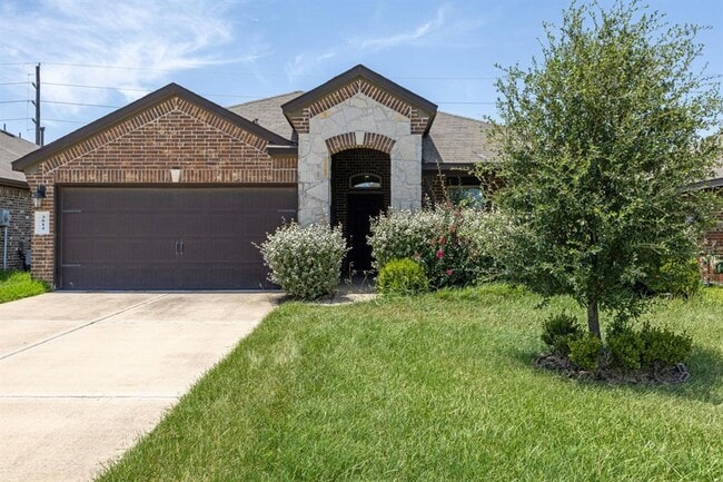 property at 3014 Darlington Ct