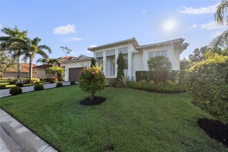 27085 Serrano Way in Bonita Springs, FL - Building Photo - Building Photo