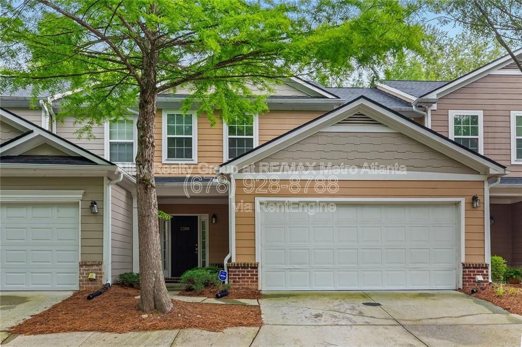 3300 Suttles Dr SW in Atlanta, GA - Building Photo