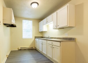 1818 Leland St in North Charleston, SC - Building Photo - Building Photo