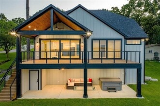 85 Isle of View Dr in Tool, TX - Building Photo - Building Photo