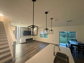 4023 Malawi Trl in St. Cloud, FL - Building Photo - Building Photo