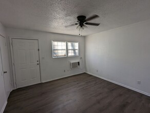 535 42nd St in Lubbock, TX - Building Photo - Building Photo