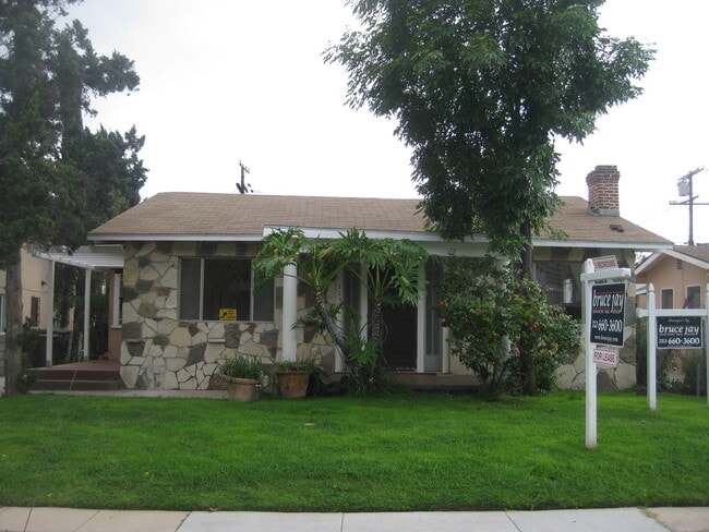 property at 1134 Orange Grove Ave