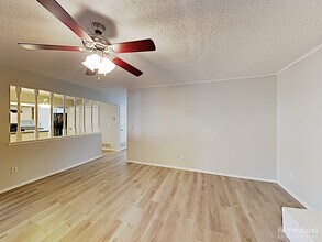 835 Live Oak Dr in Desoto, TX - Building Photo - Building Photo