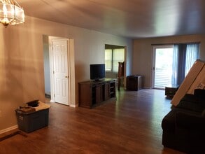 5102 Austin Ct, Unit 5102 in Hackettstown, NJ - Building Photo - Building Photo