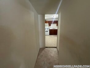 18 Rockville Park, Unit 1 in Boston, MA - Building Photo - Building Photo
