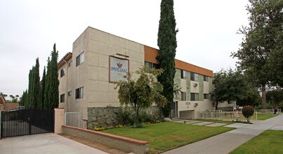 Imperial Crest Apartments in Glendale, CA - Building Photo - Building Photo