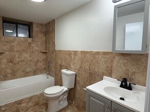 150 S Harrison St, Unit B2 in East Orange, NJ - Foto de edificio - Building Photo