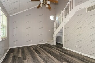 2826 Dawnview Dr in Florissant, MO - Building Photo - Building Photo