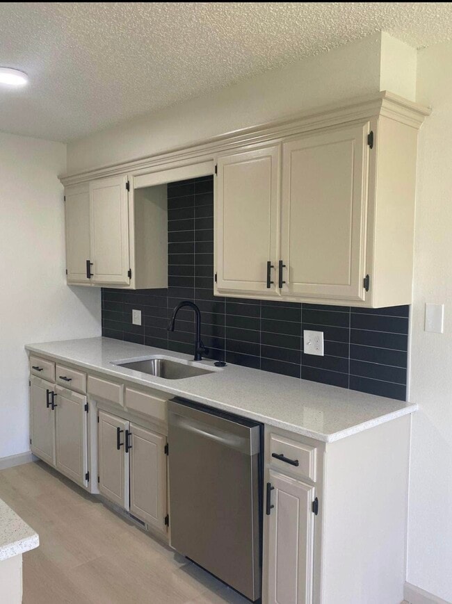 11707 N Francis Ave in Oklahoma City, OK - Building Photo - Building Photo