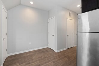 600 Douglas St NW, Unit 620A in Grand Rapids, MI - Building Photo - Building Photo