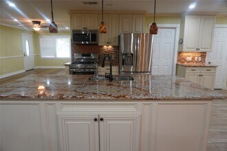 7506 Dearborn St in Houston, TX - Building Photo - Building Photo