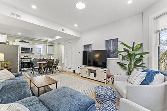 97 Hillside St in Boston, MA - Building Photo - Building Photo