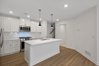 14939 Adare Wy in Rosemount, MN - Building Photo - Building Photo